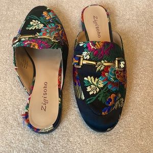 ZIGI SOHO  SLIP ON SHOES